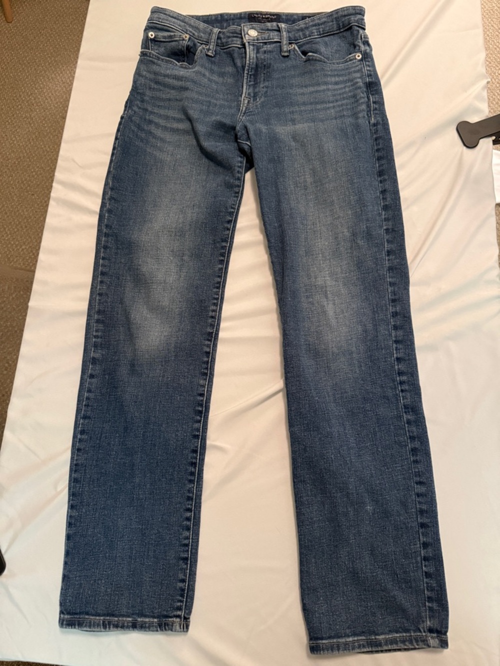 Lucky Brand Women's Straight-Leg Jeans in Medium Blue Wash